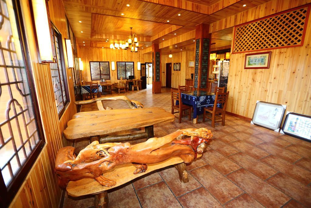Longji Holiday Hotel Лунгшен Екстер'єр фото