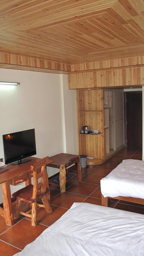 Longji Holiday Hotel Лунгшен Екстер'єр фото